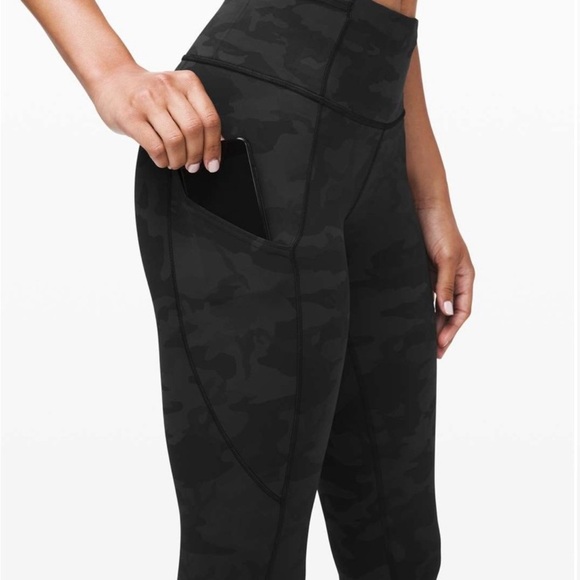 Lululemon Fast and Free Tight II Leggings 25” Incognito Camo Multi Grey Sz 6 - Picture 4 of 9